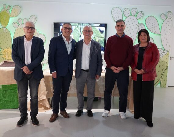 EL MUSEO ELDER REIVINDICA EL LEGADO DE LA COCHINILLA CON LA NUEVA EXPOSICIÓN “COCHINILLA: EL ORO ROJO”